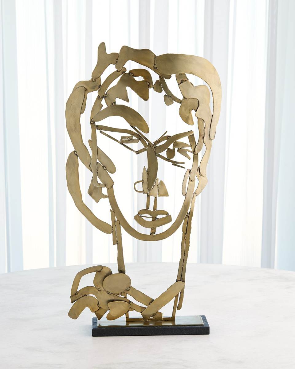 Hero Sculpture